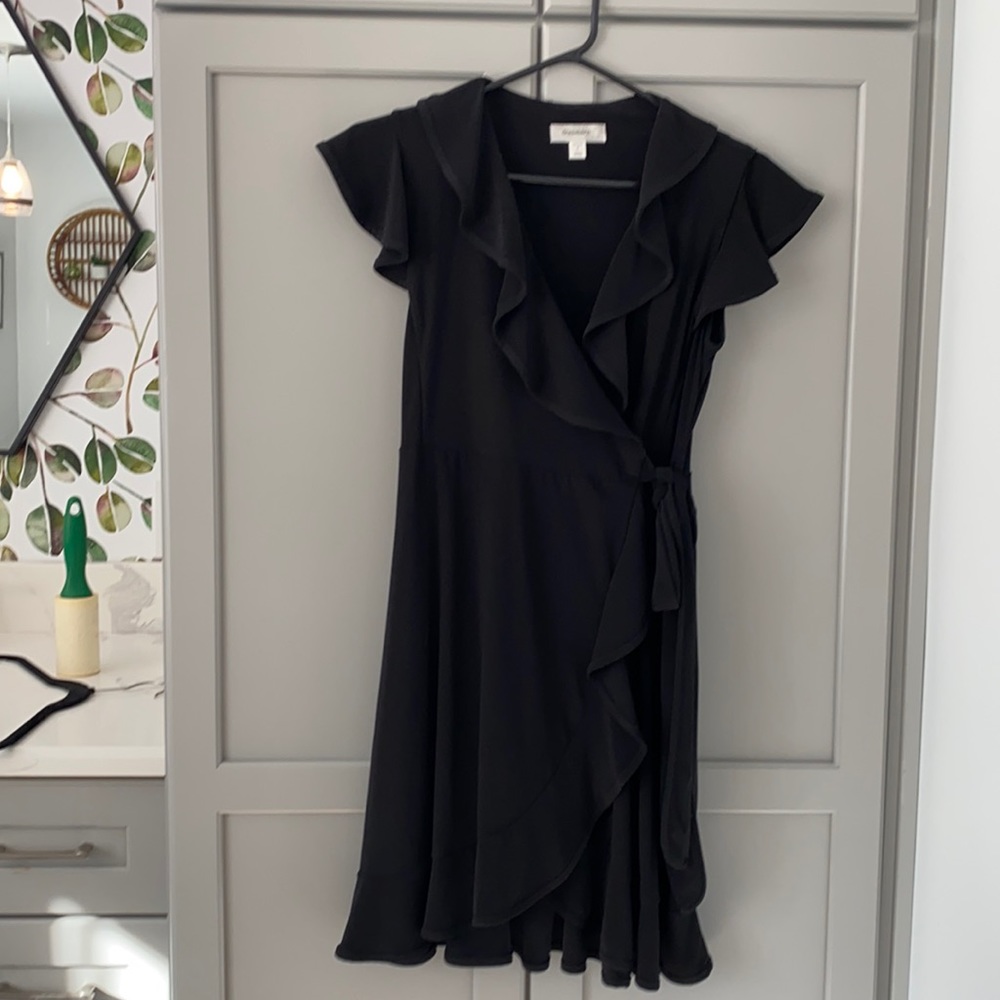 Very cute black wrap dress size small petite